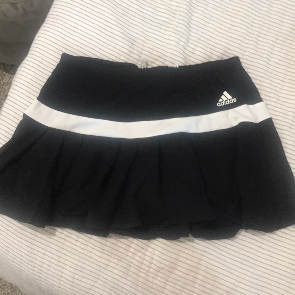 Pleated adidas tennis skort